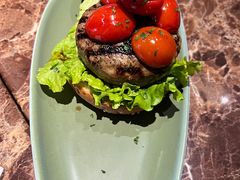 芝心牛肉汉堡-Let'sBURGERplus·非常创意汉堡(三里屯店)