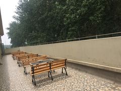 -窦店服务区-停车场