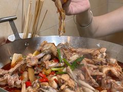 -昱龙大盆牛蛙馆(三兴街总店)