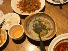 -爱碗亭·鲜炒湖南菜(壹城中心店)