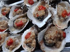 -蚝哥花姐湛江烤生蚝(美丽湾市场店)