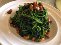 果仁菠菜-鑫巴蜀小镇 · 水煮鱼专研店(玉桥店)