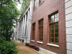 -香港大学