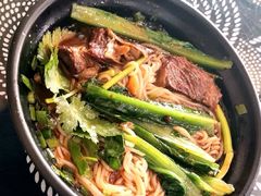 牛肉米线-张干馏(保利江上明珠2期店)