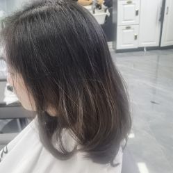 -TOP1染烫特色沙龙