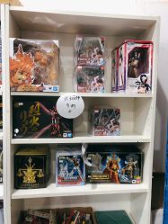 -逝水玩具折扣店