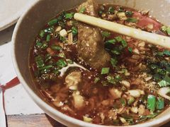 -肖肖酸萝卜鱼火锅(总店)