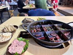 -乐闹闹重庆火鍋(民治店)