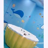 体验夏日游泳馆