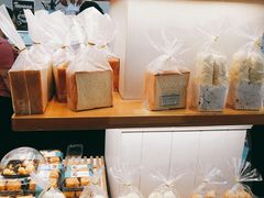 面包甜点陈列柜-THEME祖提(三峡广场店)