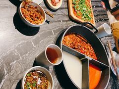 -热火朝天鲜切牛肉火锅(南强街巷店)