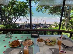 -卷心菜和避孕套餐厅(Pattaya)