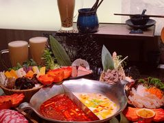 -湊湊火锅·茶憩(打浦桥日月光店)