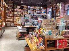 -新华书店(永安路店)