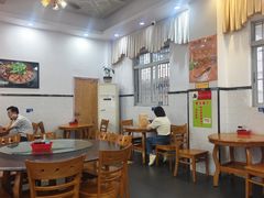 -煲煲掂风味煲仔饭餐厅(西区店)