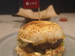 -必胜客(经开万达店)
