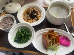 -臻康乃馨月子中心(集美店)