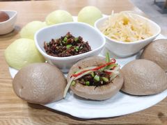 -三好食堂(煎饺·馄饨·肉饼米线·盛世广场店)