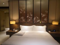 -上海衡山路十二号华邑酒店