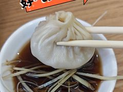 -万松园美食街