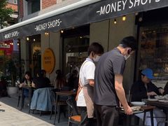 -Money Shops(愚园路店)