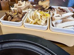 -菌乡缘·野生菌蒸汽鱼火锅(江边夜市店)