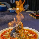 新派融合川菜，以味道为根本，以匠造为灵魂。