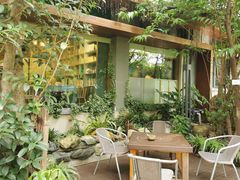 -谷咖啡·鲜花绿植花园餐厅