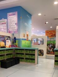 -孩子王童乐园(唐山万达广场店)