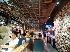 -领鲜活海鲜榴莲自助火锅(东门店)