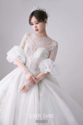 -Lady  Jane高端婚纱礼服馆
