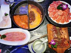 -热火朝天鲜切牛肉火锅(南强街巷店)