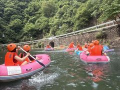 -安吉龙王山峡谷漂流