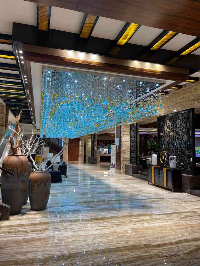 凌奥温泉生活馆-"五一没有远行,和朋友带孩子在凌奥休闲一下.