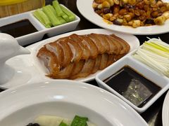 -鸿运楼烤鸭店(天桥店)