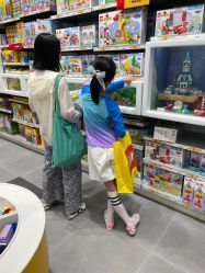 -乐高品牌旗舰店(人民广场店)