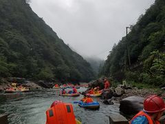 -安吉龙王山峡谷漂流