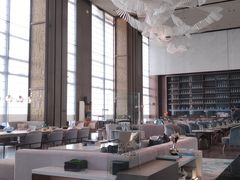 -深圳国际会展中心希尔顿酒店(前海华发冰雪世界店)