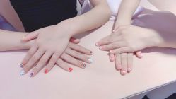 -花系美·美甲美睫精品店