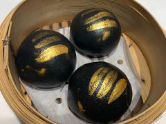 -翩翩黑凤梨