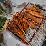 天啦噜‼️广州首家赛博朋克风烧烤店，还有KTV，赶紧宵夜走起~