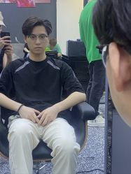 点击看大图 -藤野造型专业烫染接发