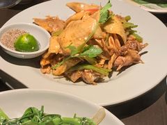 -大头虾越式风味餐厅(光明广场店)