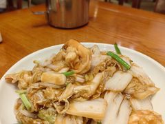 大虾烧白菜-北平小馆·烤鸭·家常菜(磨房北里店)