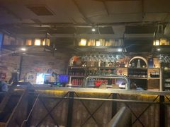 -麦凯伦烧烤·精酿超级工厂店(金桥总店)