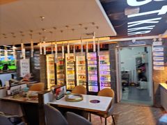 -布罗城堡自助烧烤(鸿通城购物中心店)