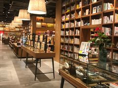 -百新书局(尚悦湾店)