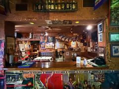 -丽纳尔斯酒吧咖啡LENORE’S BAR(三经街店)