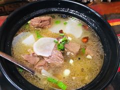 牦牛肉炖萝卜-燃木齐藏餐厅(八宿店)
