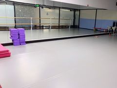 -艺桐年艺术培训中心